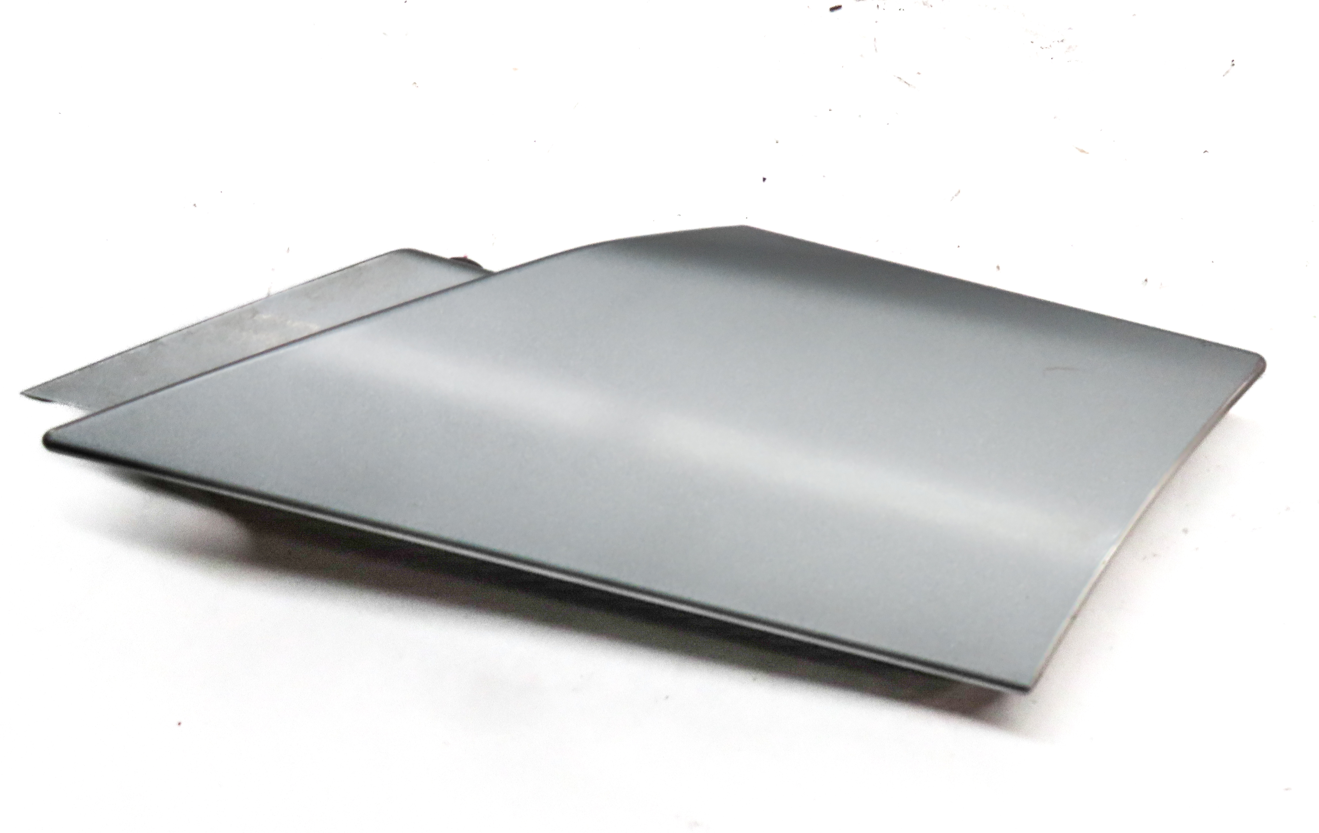 2016 LAND DISCOVERY SPORT L550 FRONT LEFT DRIVER FENDER PILLAR TRIM CAP (SILVER) — exact item pictured